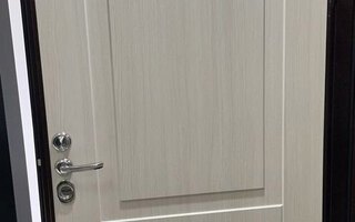 дверь из стали с терморазрывом, вид внутри